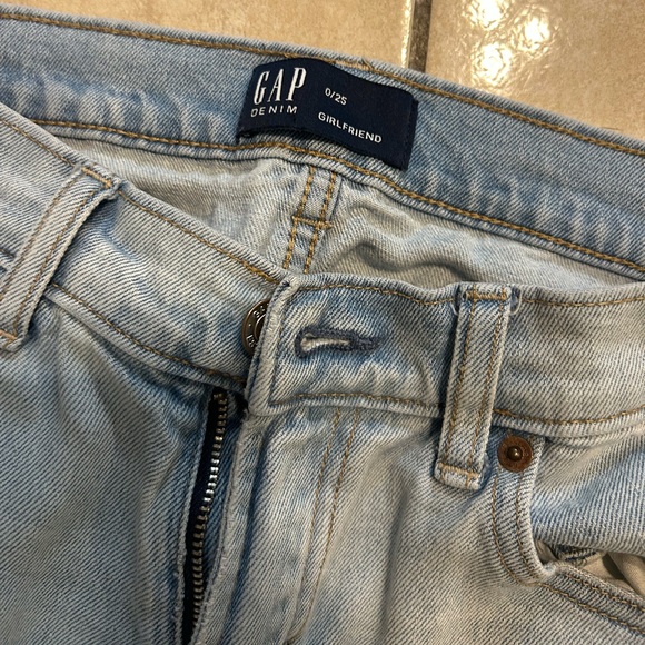 GAP Denim - Gap girlfriend jeans